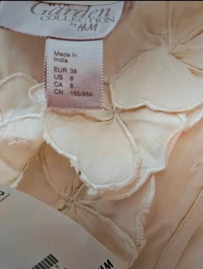 Robe crème fleurs H & M Taille 38 Neuve - photo numéro 6