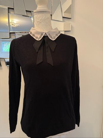 Pull noir avec col strass bijoux  taille 36