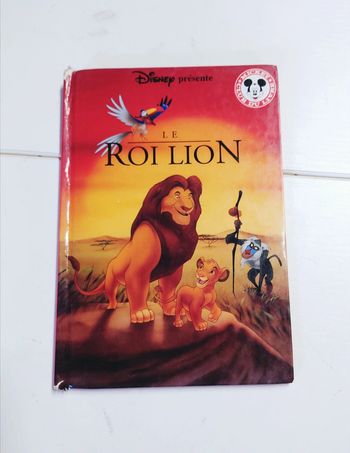 Le roi lion - collection Mickey club du livre