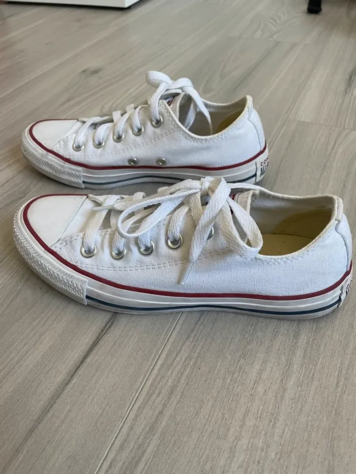 Converse basse blanche - photo numéro 3