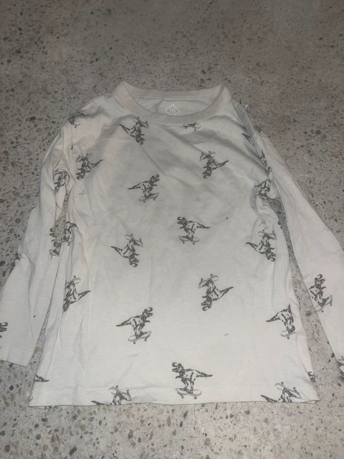 T-shirt manche longue marque tex taille 5 ans