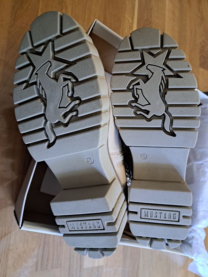 Boots Mustang Femme - photo numéro 5