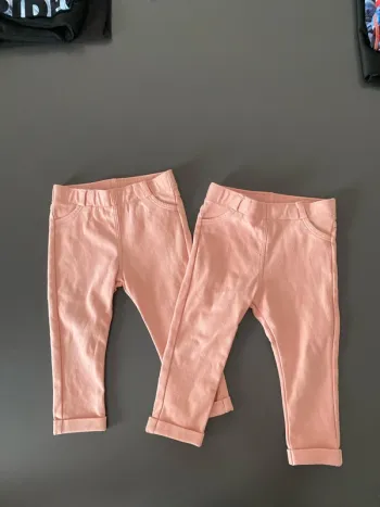Lot de 2 pantalons leggings kiabi 12 mois