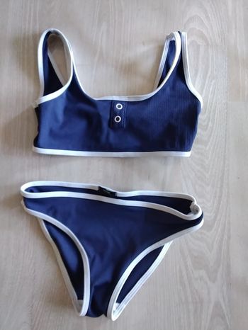 Maillot de bain 2 pièces  8ans