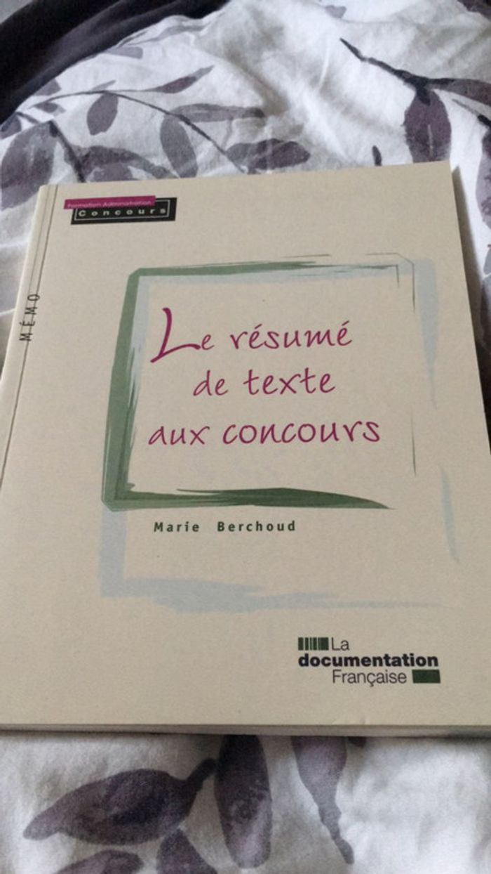 Livre le résumé de texte aux concours