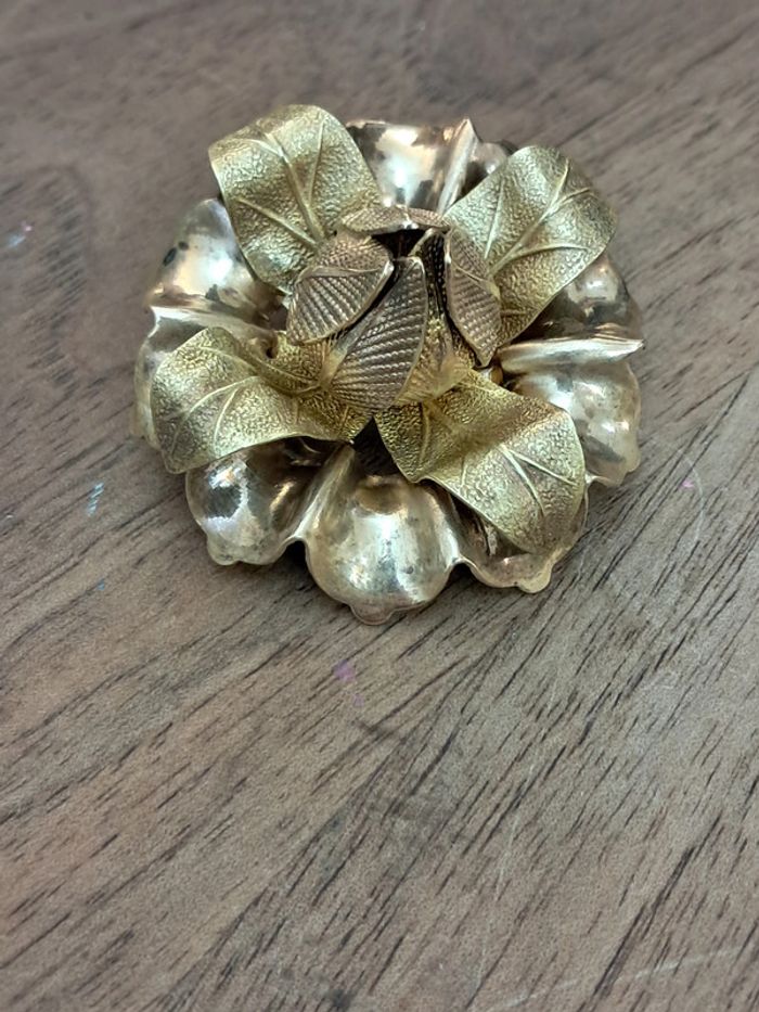 Spectaculaire broche fleur ancienne - photo numéro 3