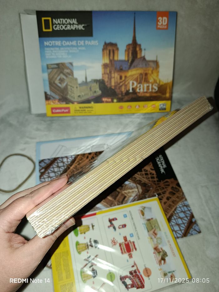 A saisir, NEUF , puzzle 3D , " notre dame de paris " ( bien lire merci) - photo numéro 4