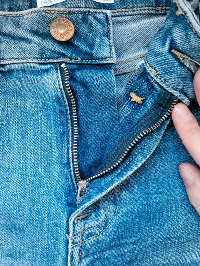 Jean Bershka Homme 36 – slim destroy bleu brut – style déchiré tendance – coupe ajustée - photo numéro 8