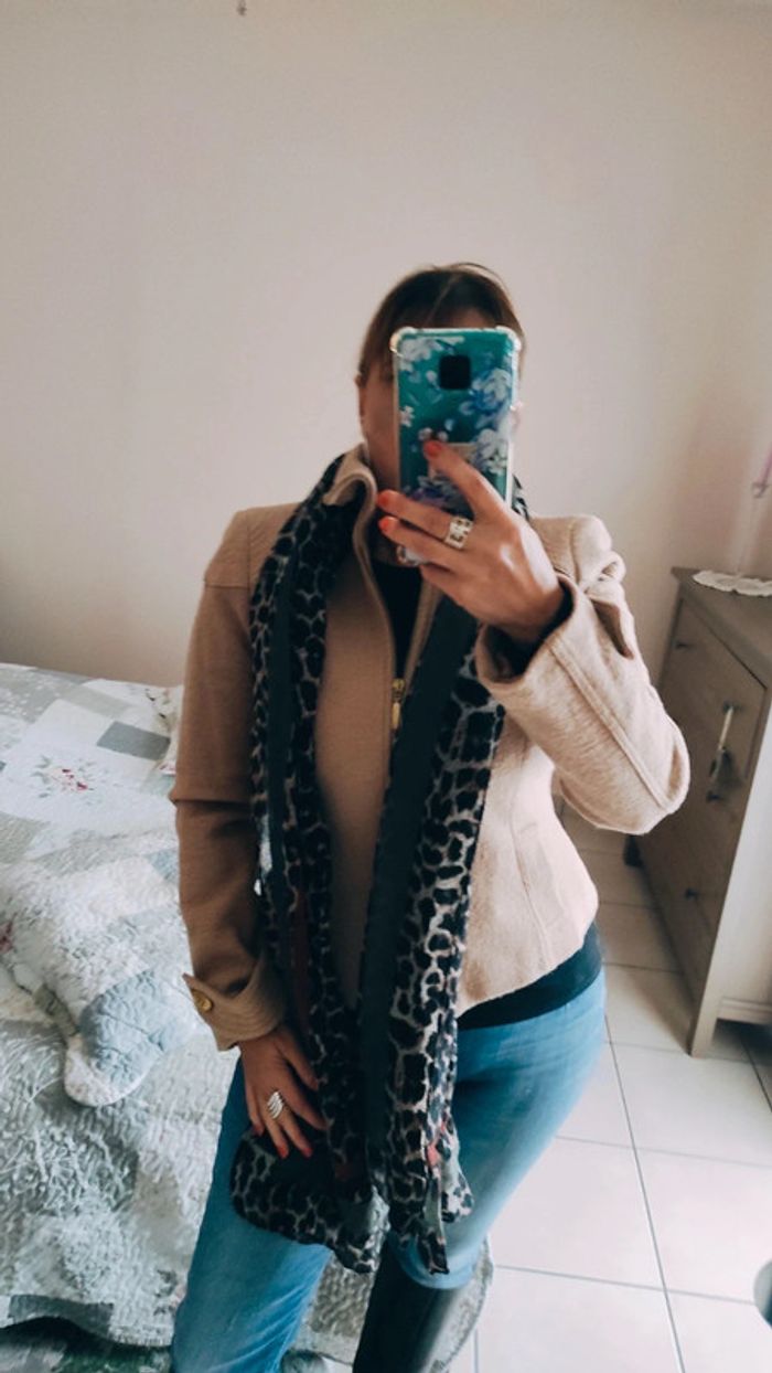 Superbe veste Apart - photo numéro 2