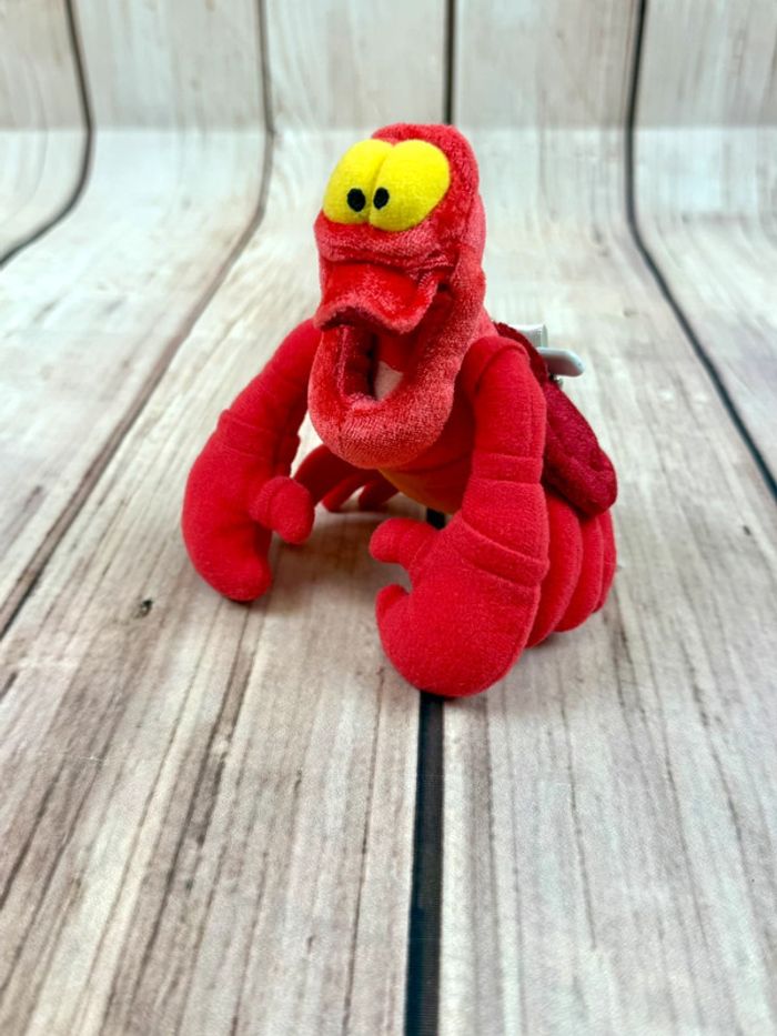 Petite peluche Disney Sébastien - la petite sirène - mermaid lagoon Tokyo Disneyland - photo numéro 2