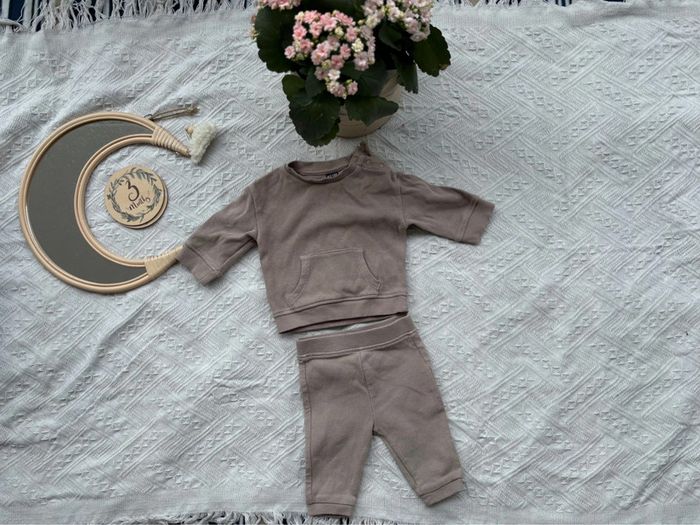 Ensemble kiabi type survêtements, bébé garcon, taille 3 mois - photo numéro 3