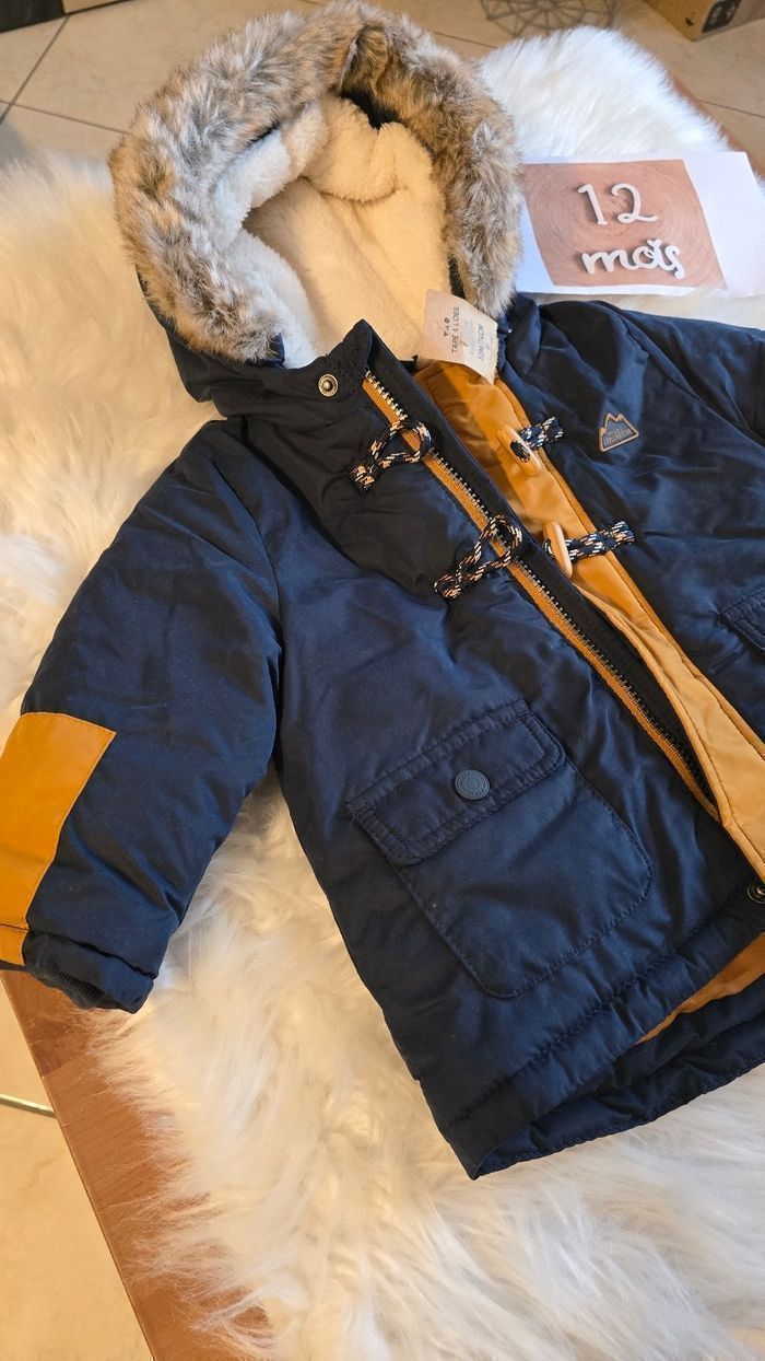 NEUF (NON PORTÉ) 🏷👌👌🤩😍💙💥superbe parka chaud /déperlant 12 mois garçon(fourrure amovible)💙😍🤩👌 - photo numéro 3
