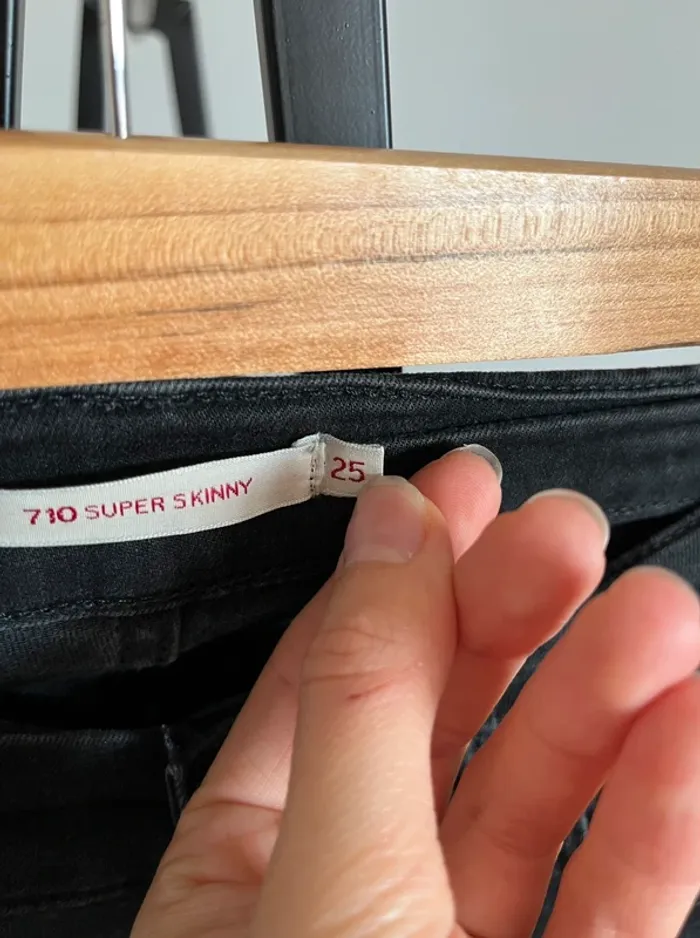 Jean skinny noir 710 Levi’s - photo numéro 3