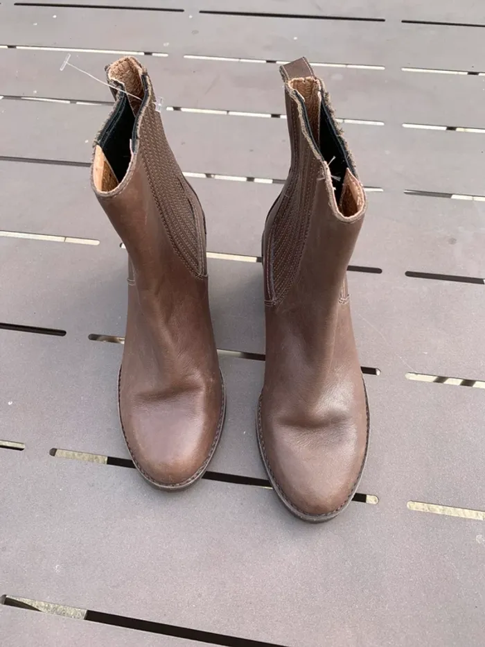 Bottines Ugg - photo numéro 4