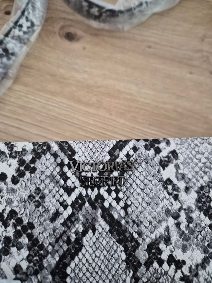 Sac python Victoria secret - photo numéro 3