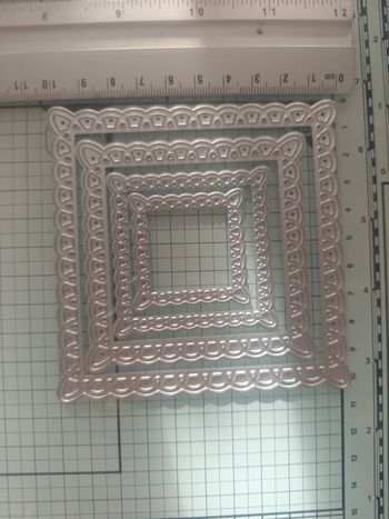 Dies matrice de découpe scrapbooking forme carré décoré