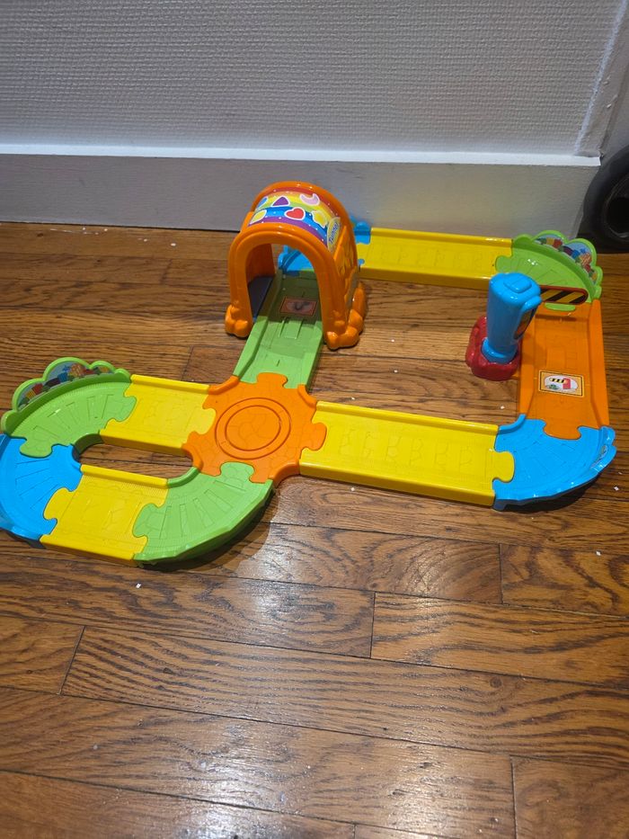 VTECH LE CIRCUIT - photo numéro 1