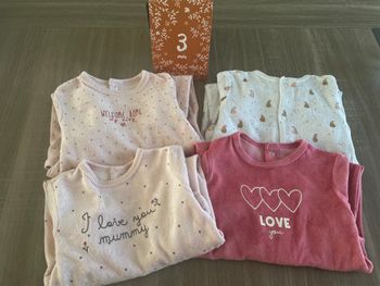 Lot de 4 pyjamas Kiabi taille 3 mois