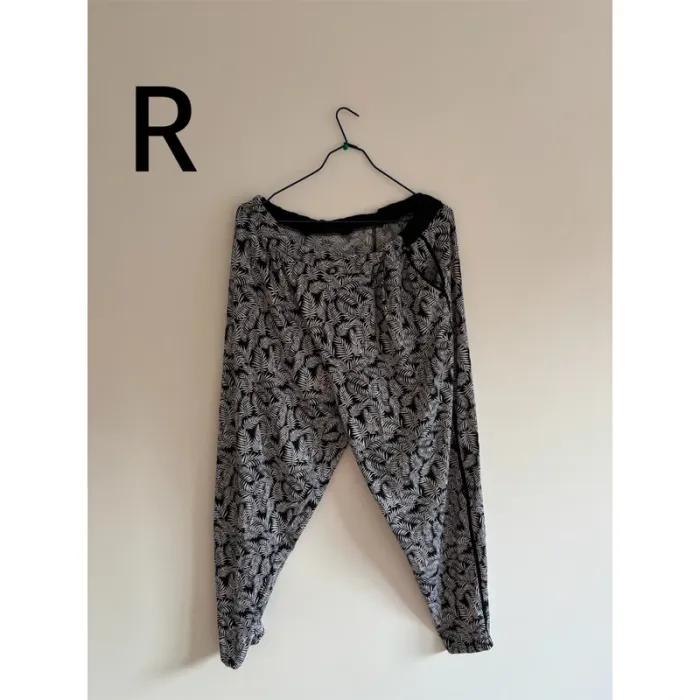 Pantalon fluide imprimé tropical noir & blanc – sans taille (environ T48/50)