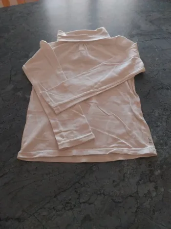 T-shirt col roulé T.6 ans