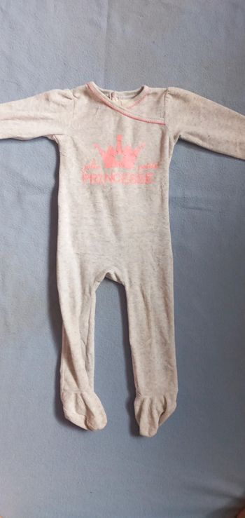 Pyjamas 1 pièces Gémo taille 24 mois