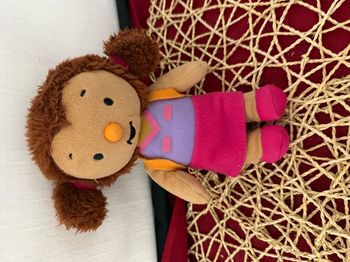 Lalou Amie de Tchoupi Peluche dessin animé