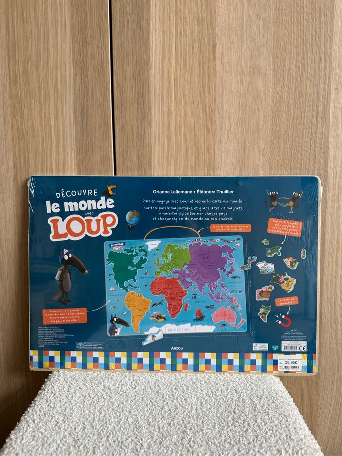 Carte magnétique découvre le monde avec loup - photo numéro 2
