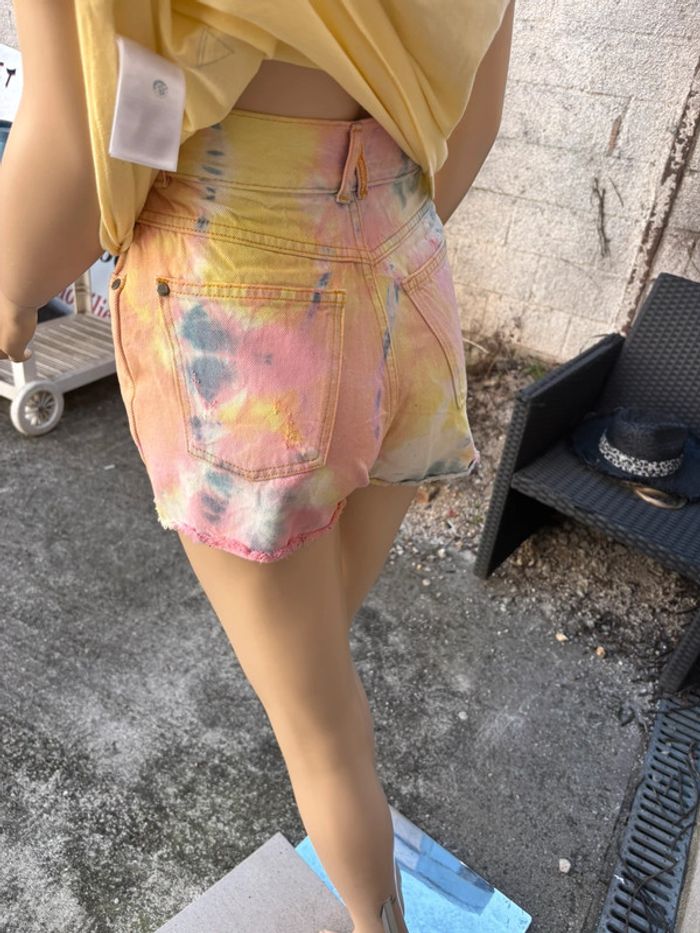 Short en jeans neuf taille haute éleven paris - photo numéro 7