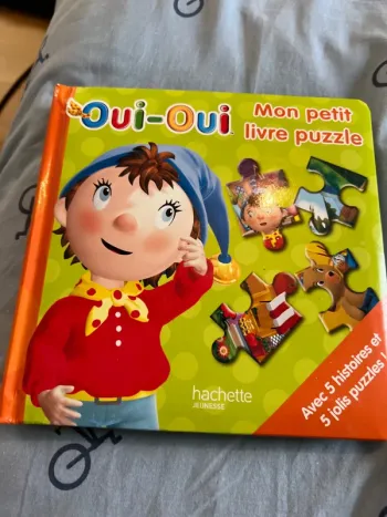 Livre puzzle oui oui