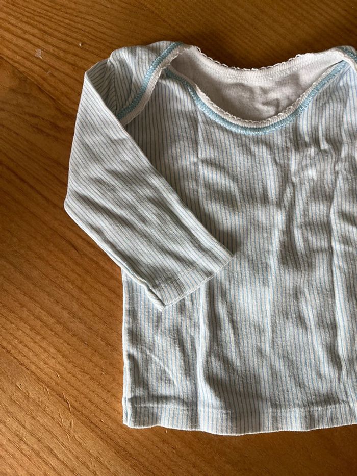 Petits hauts 6 mois - photo numéro 5