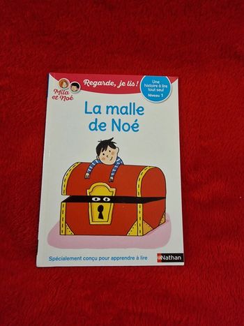 Livre regarde je lis mila et noé, la malle de noé