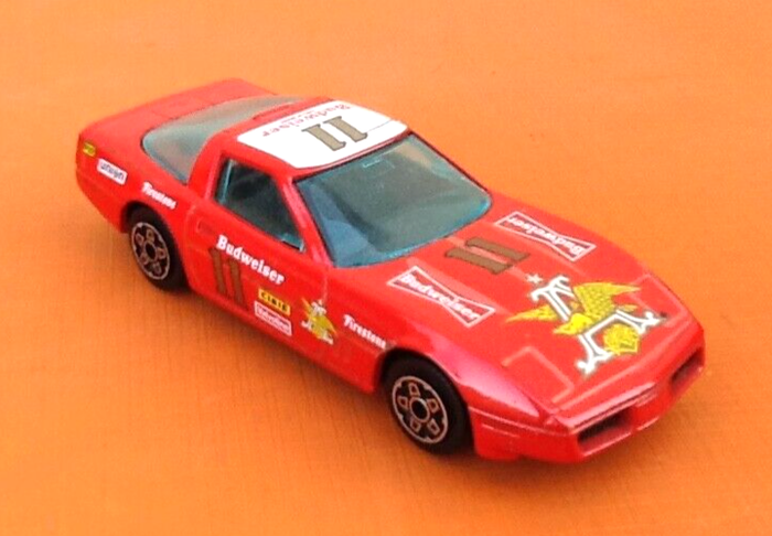Voiture miniature Chevrolet Corvette Burago - photo numéro 2