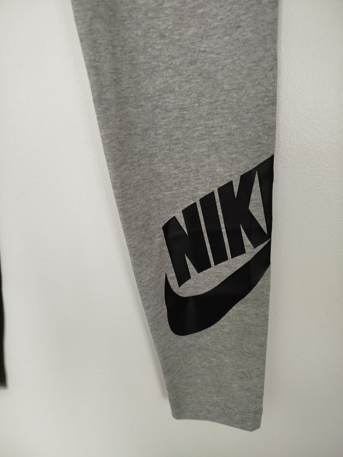 Legging Nike XS - photo numéro 2