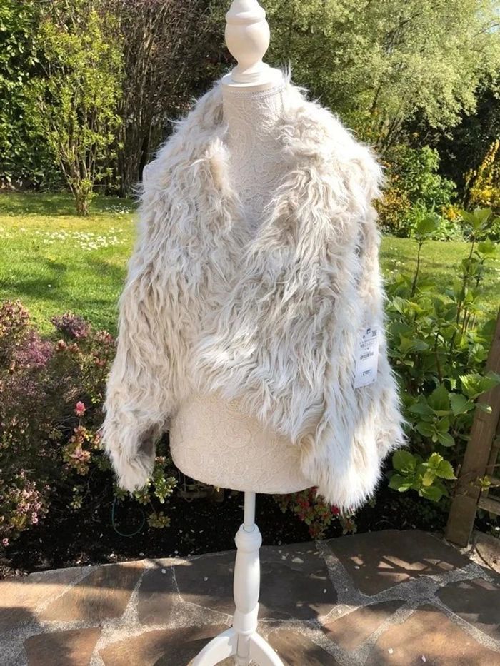 Veste sans manche moumoutte Zara neuve taille M - photo numéro 7