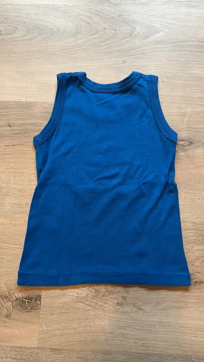 T-shirt sans manches - photo numéro 2