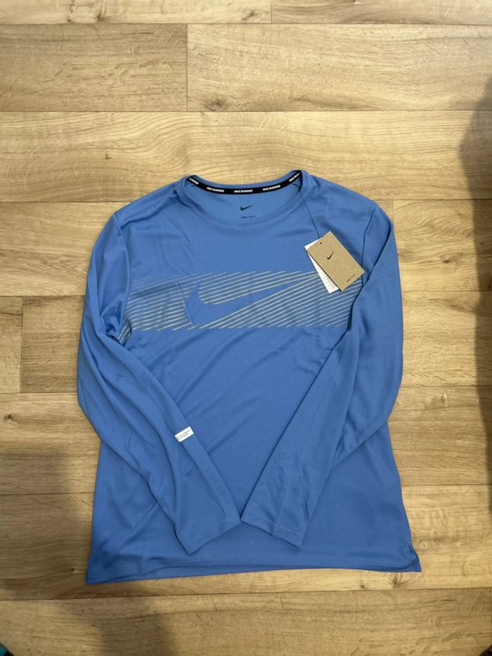 T-shirt à manches longues Nike Running bleu L