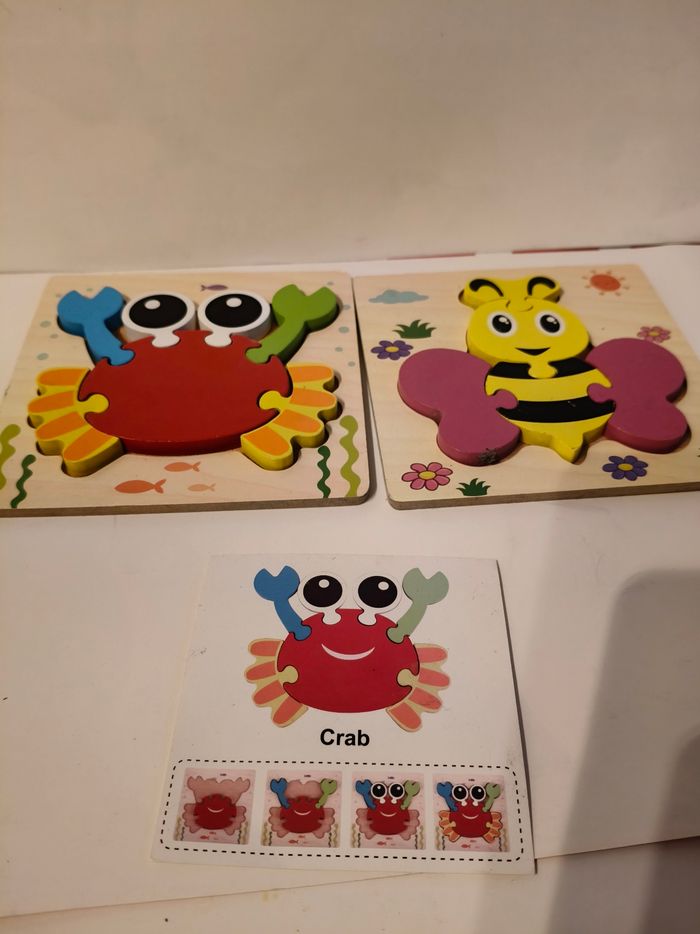 Lot puzzles bois crabe et abeille