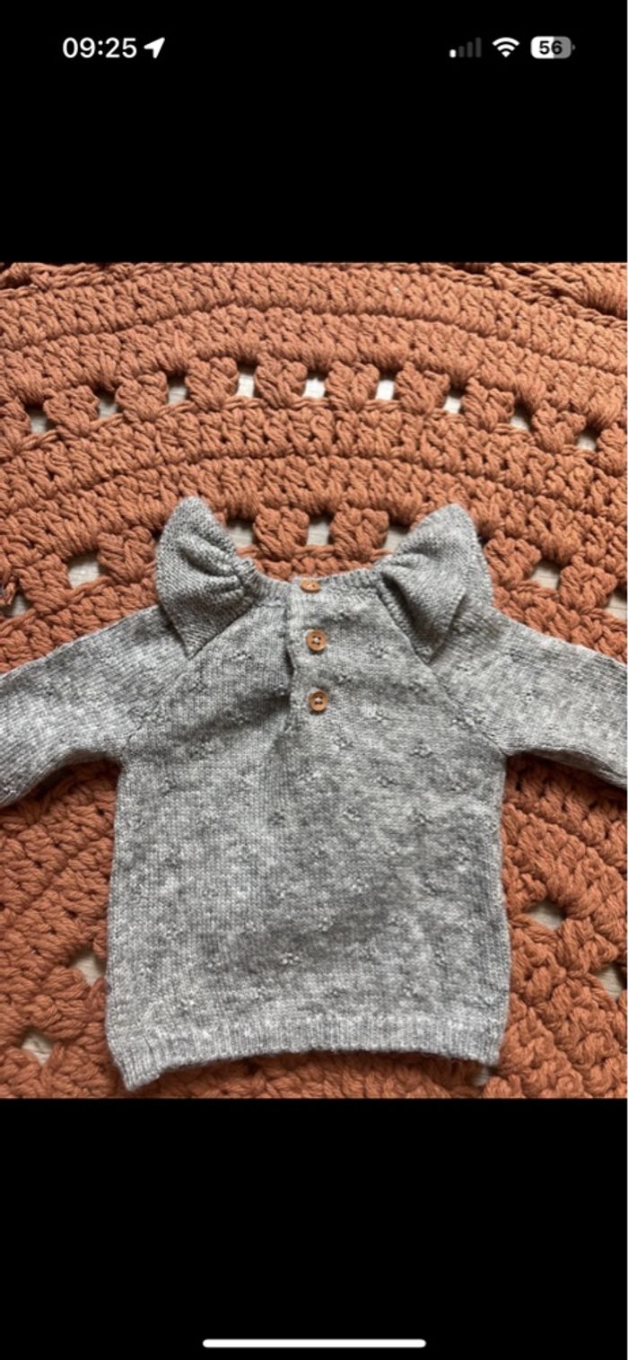 Pull gris 🐰 - photo numéro 2