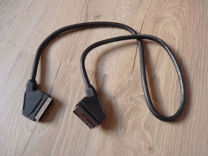 Fiche peritel cordon TV noir accessoire cable video TBE - photo numéro 3