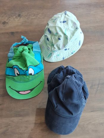 Lot de 3 chapeaux
