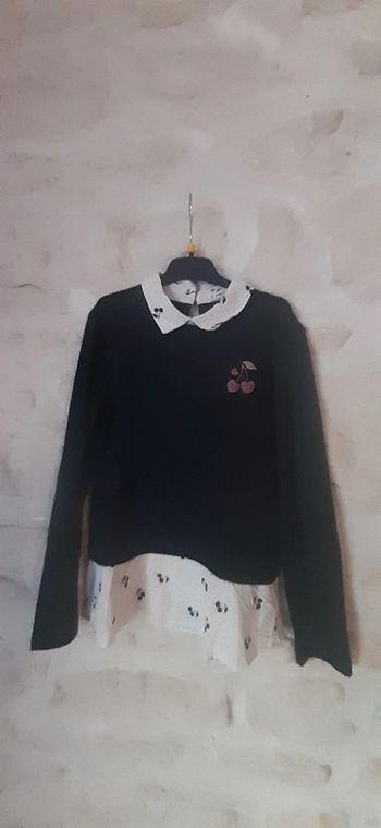 Pull 2 zn 1 cerise marine 10 ans