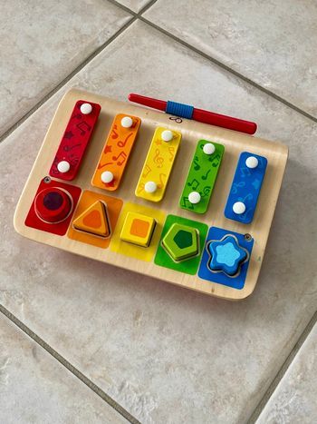 Xylophone Jouets de forme Hape