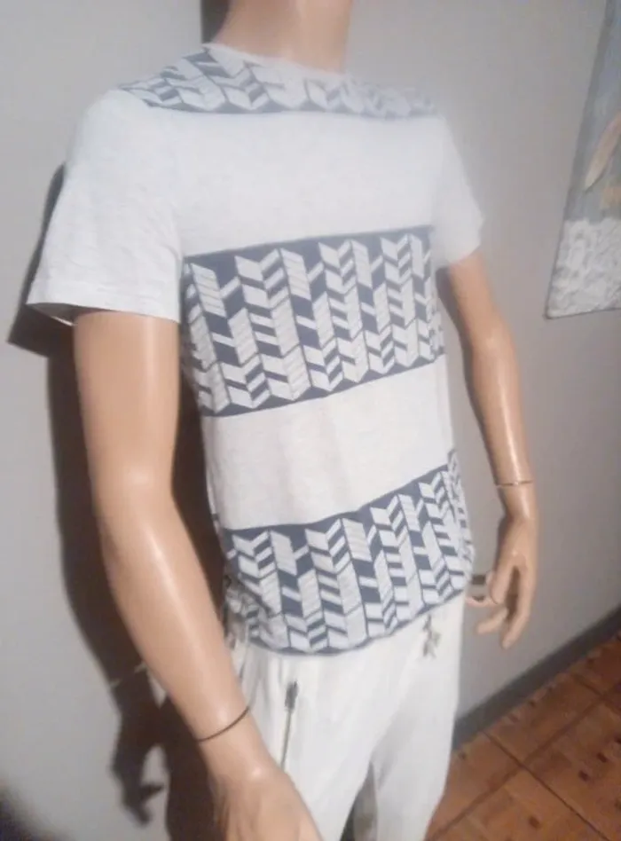 Teeshirt - photo numéro 2