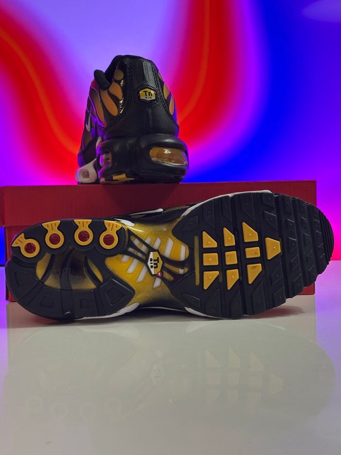 Nike Tn Air Max Plus neuves taille 43  avec boîte – envoi express - photo numéro 3