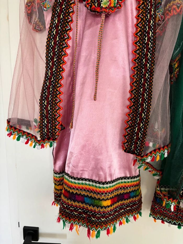 Robes kabyles jumelles - photo numéro 3