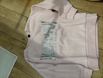 Sweat de sport 7-8 ans 