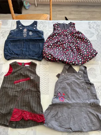 Lot robes 12 mois