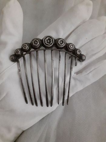 Très ancien peigne à cheveux