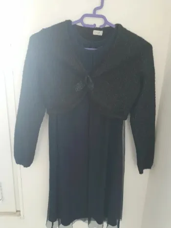 Ensemble robe sans manche et boléro manche effet paillette 14ans