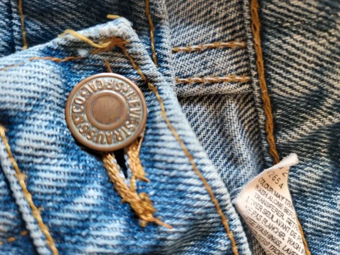 Jean Levi's vintage 535 - 100% coton Made in Canada - photo numéro 11